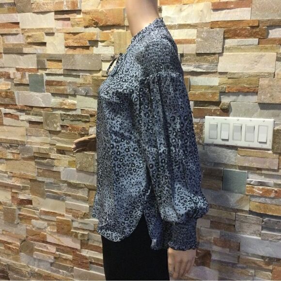 CHARLOTTE BRODY Silk Blouse - Picture 3 of 11